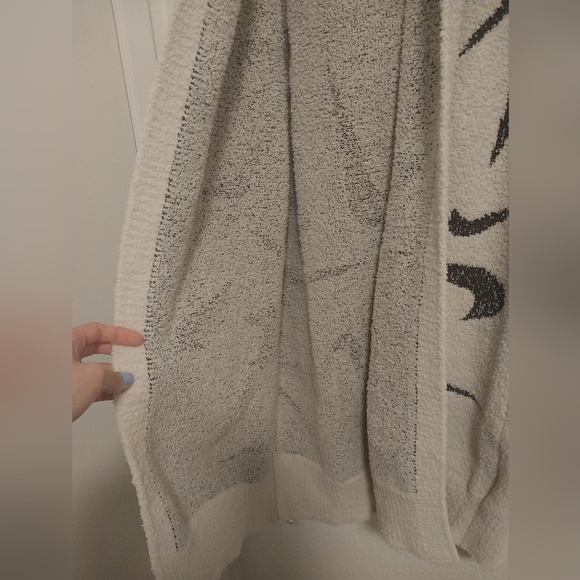 Nike Phoenix Cream and Charcoal Gray Boucle Long Cardigan Size Small - Picture 3 of 9